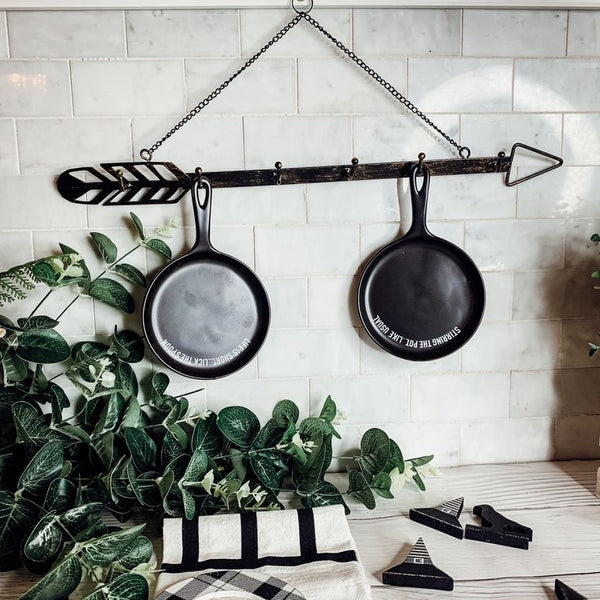 Arrow Wall Hanger, Metal Arrow Hanging Hooks for Keys, Hats, Coats or other Items